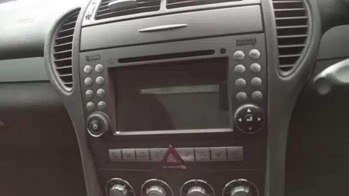 Mercedes SLK Radio